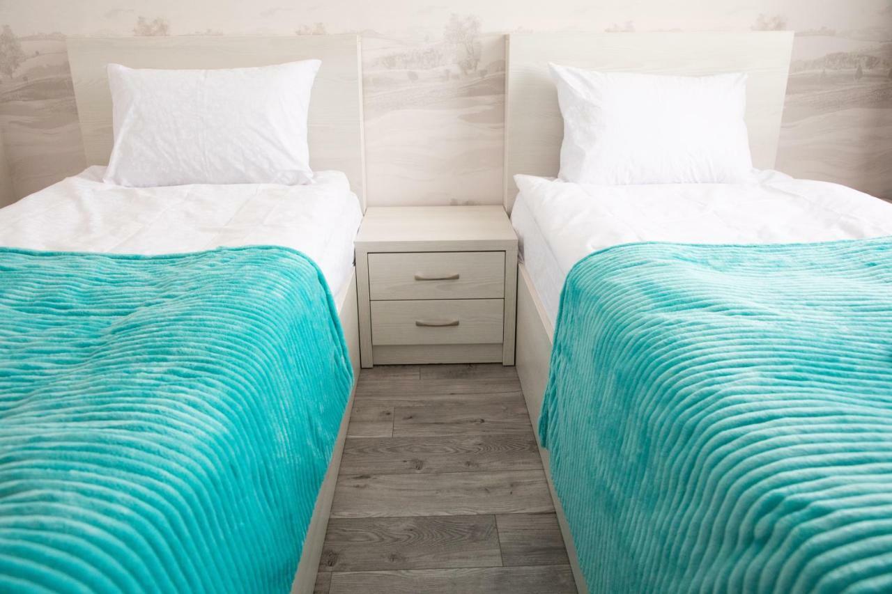 Kit Apartament Apartment Лвив Екстериор снимка
